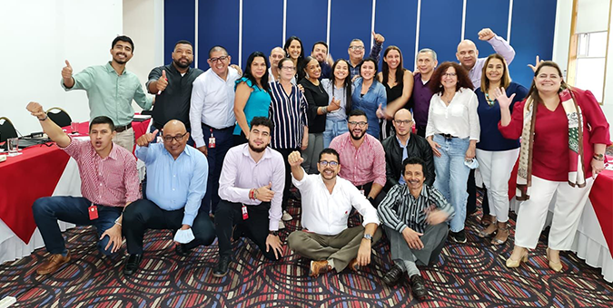 ¡Trabaja con nosotros!